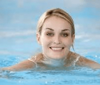 Как правильно плавать в бассейне, чтобы похудеть?