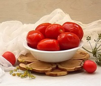 Бочковые помидоры - 8 самых простых и очень вкусных рецептов