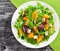 Как приготовить салат с хурмой - 16 самых простых и очень вкусных рецептов